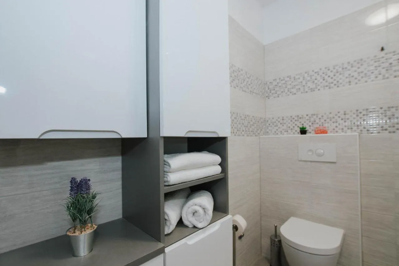 Blaise Apartment Trogir Croatia
